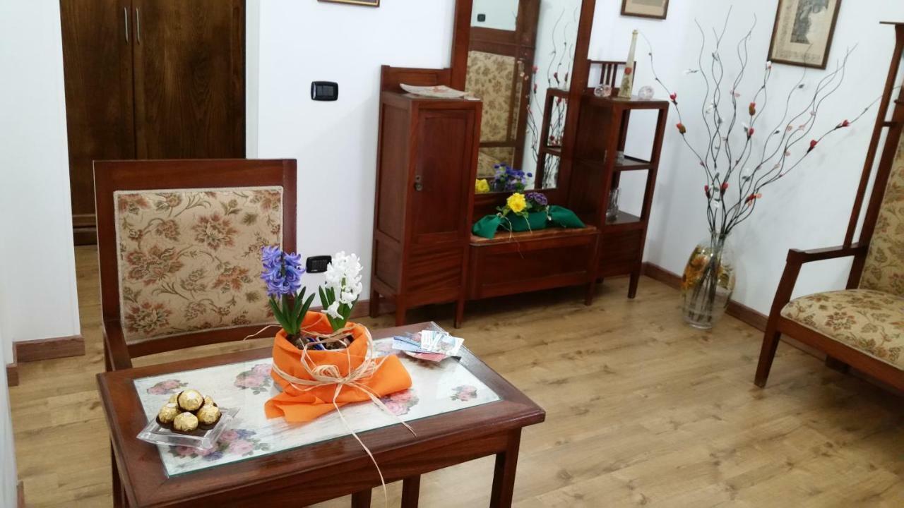 Bed and Breakfast Il Borgo Шилла Экстерьер фото