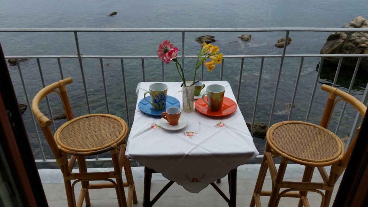 Bed and Breakfast Il Borgo Шилла Экстерьер фото